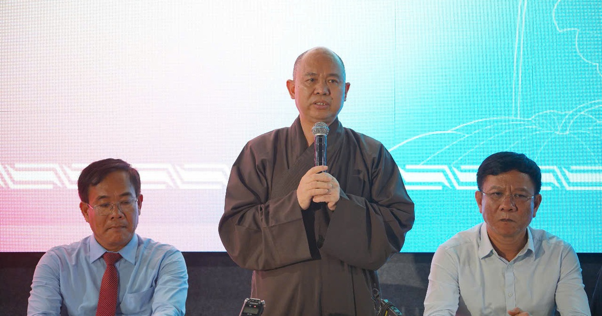 Họp báo đại lễ Vesak 2025: 50 xe điện Vinfast VF9 chuyên chở đại biểu