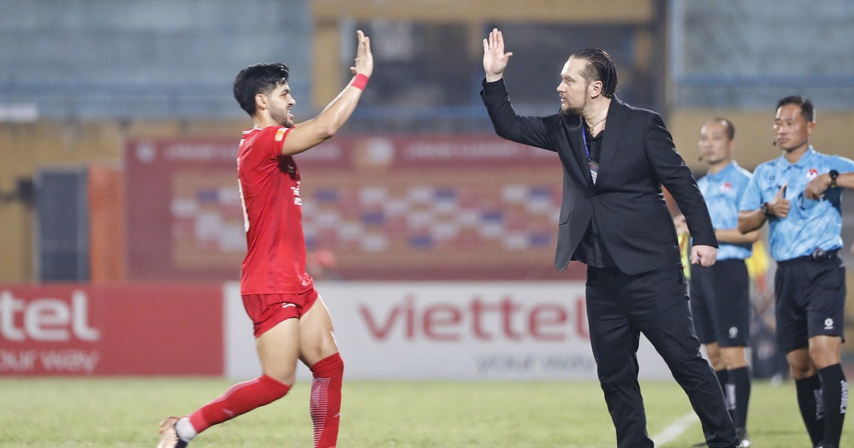 Bảng xếp hạng V-League mới nhất: Thể Công Viettel thắng cực đậm mừng HLV Popov, Đà Nẵng chìm sâu