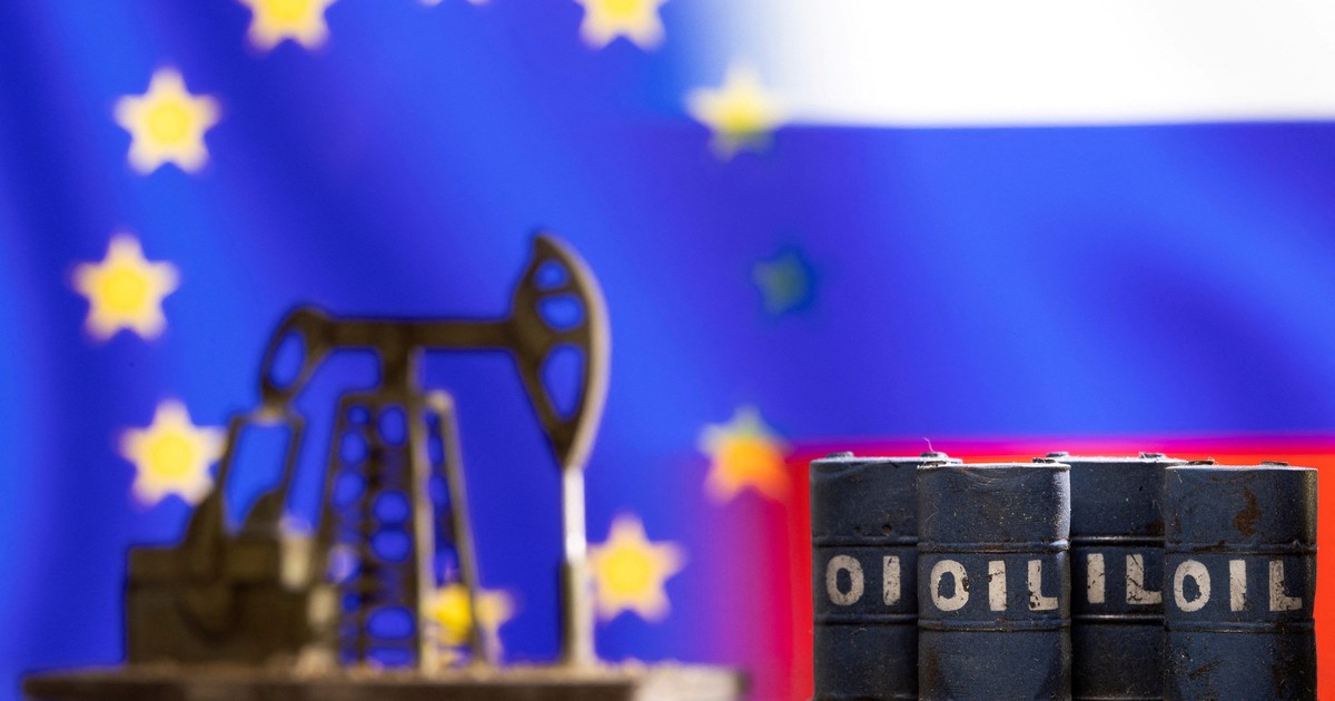 EU, Anh tăng cấm vận Nga, ông Trump không tham gia?
