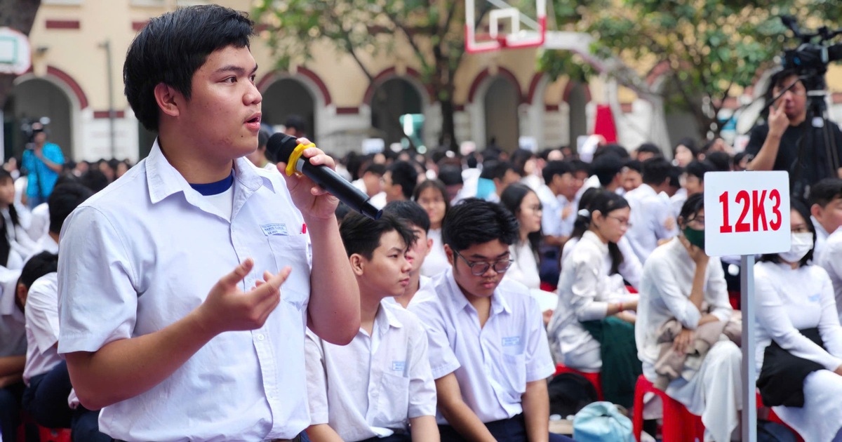 Bí quyết ôn thi tốt nghiệp THPT đạt điểm cao: Bài toán tối ưu quãng đường đi