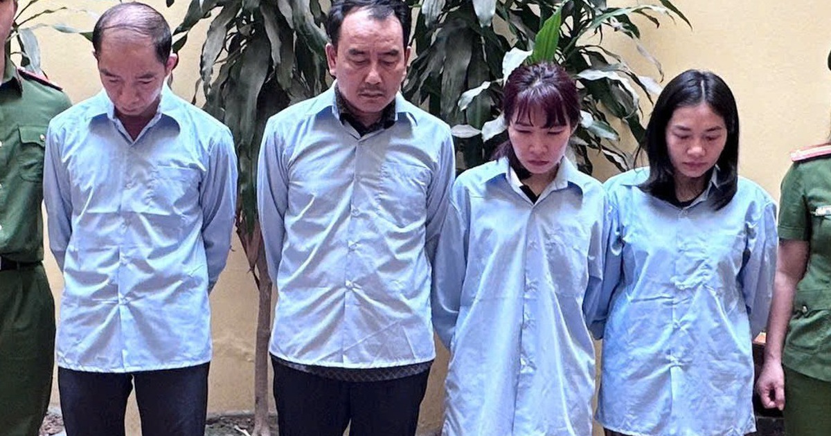 Bí thư phường ở Hà Nội cùng 3 thuộc cấp nhận hối lộ hơn 1 tỉ đồng