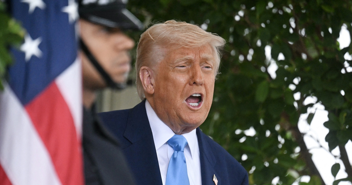 Hai thẩm phán liên tiếp chặn các chính sách quan trọng của ông Trump