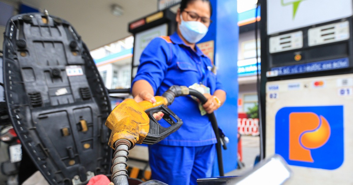 Giá xăng dầu hôm nay 23.5.2025: Giữ đà giảm do lo ngại nguồn cung tăng