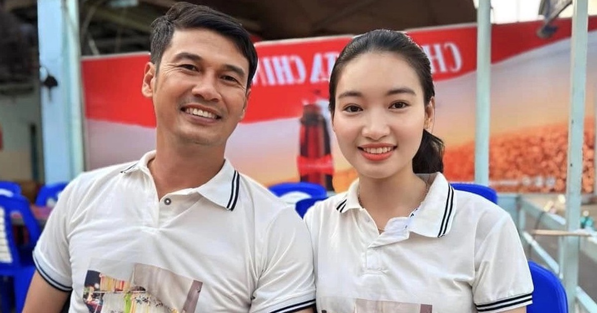 Tiết Cương đón con đầu lòng ở tuổi 52