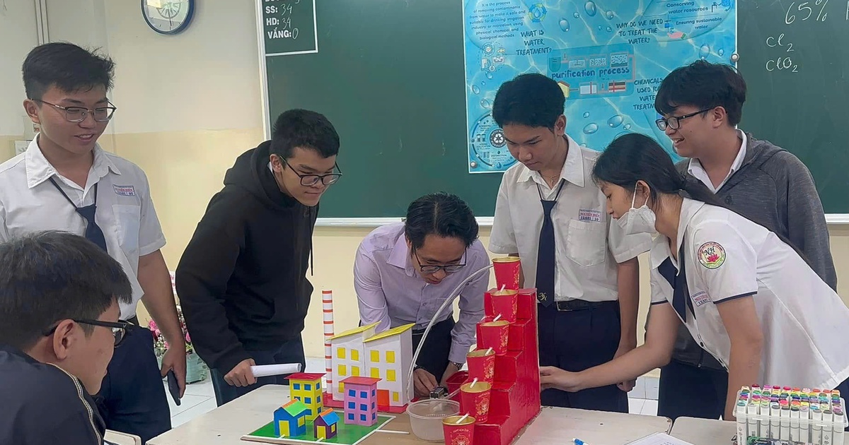 Bí quyết ôn thi tốt nghiệp THPT đạt điểm cao: Thực tiễn từ kiến thức hóa học