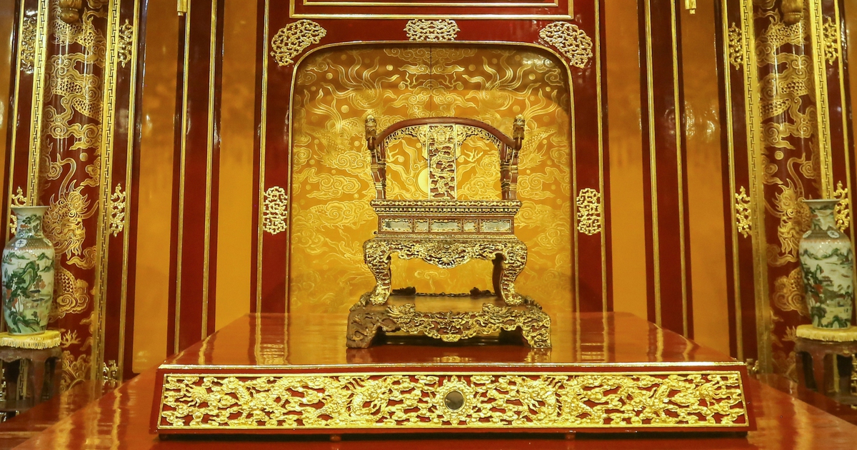 Cận cảnh ngai vàng triều Nguyễn trước khi bị người đàn ông loạn thần bẻ gãy