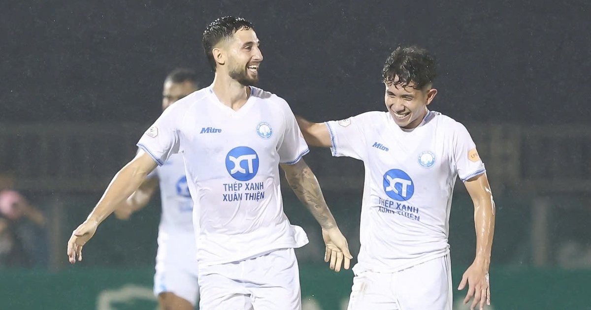 Bảng xếp hạng V-League mới nhất: CLB CAHN dễ ‘tay trắng’, HAGL yên vui ở tốp 9?