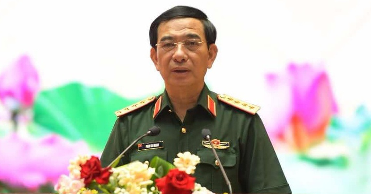 Đại tướng Phan Văn Giang: '12 giờ đêm tôi vẫn trả lời văn bản'