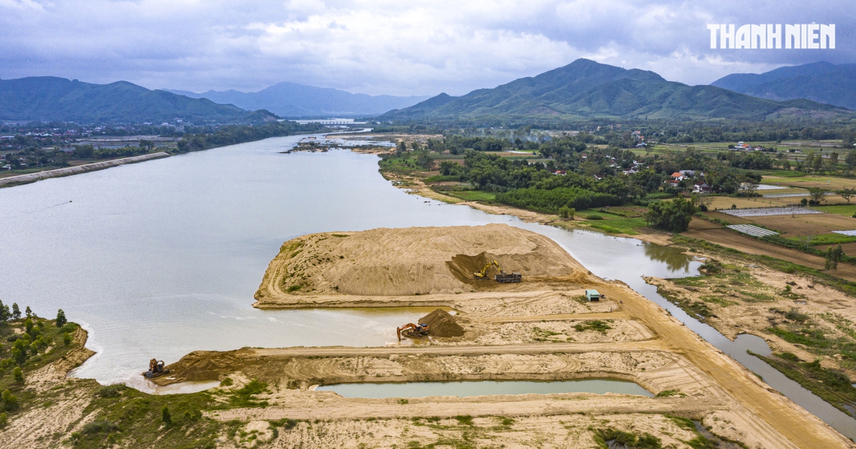 Giá cát leo thang, doanh nghiệp điêu đứng