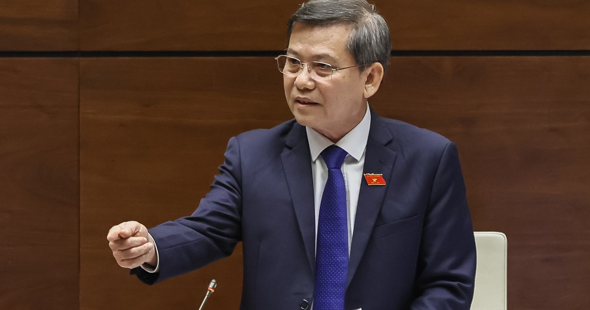 "1 năm chủ tịch tỉnh ra tòa 500 lần thì thời gian đâu mà điều hành"