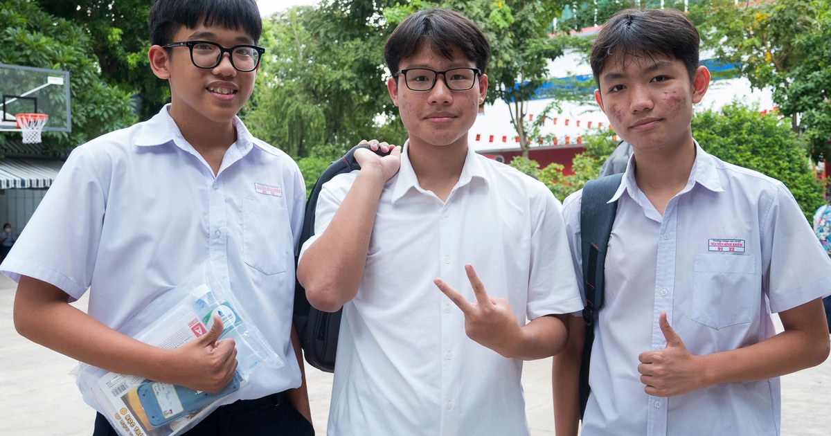 Đề thi lớp 10 vào Trường Phổ thông Năng khiếu, ĐH Quốc gia TP.HCM năm 2025