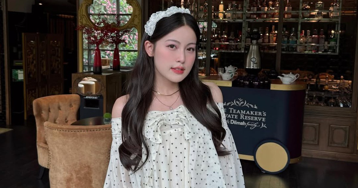 Bớt đơn điệu ngày hè với những chiếc băng đô cài tóc