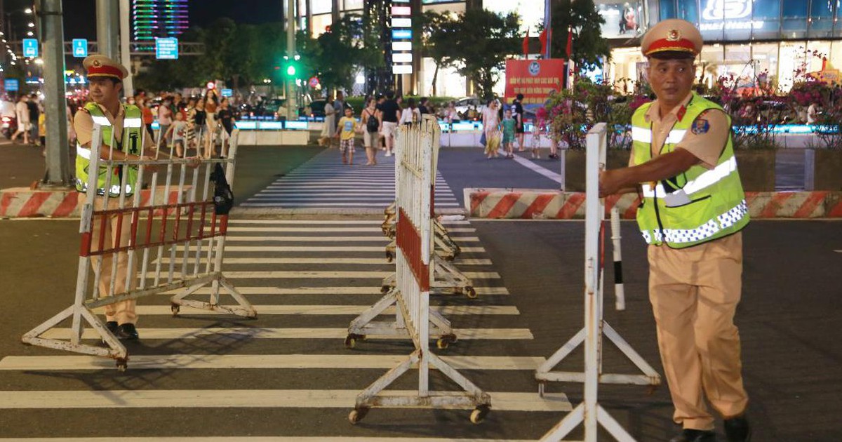 Cấm đường và hướng dẫn di chuyển trong lễ hội pháo hoa quốc tế Đà Nẵng 2025