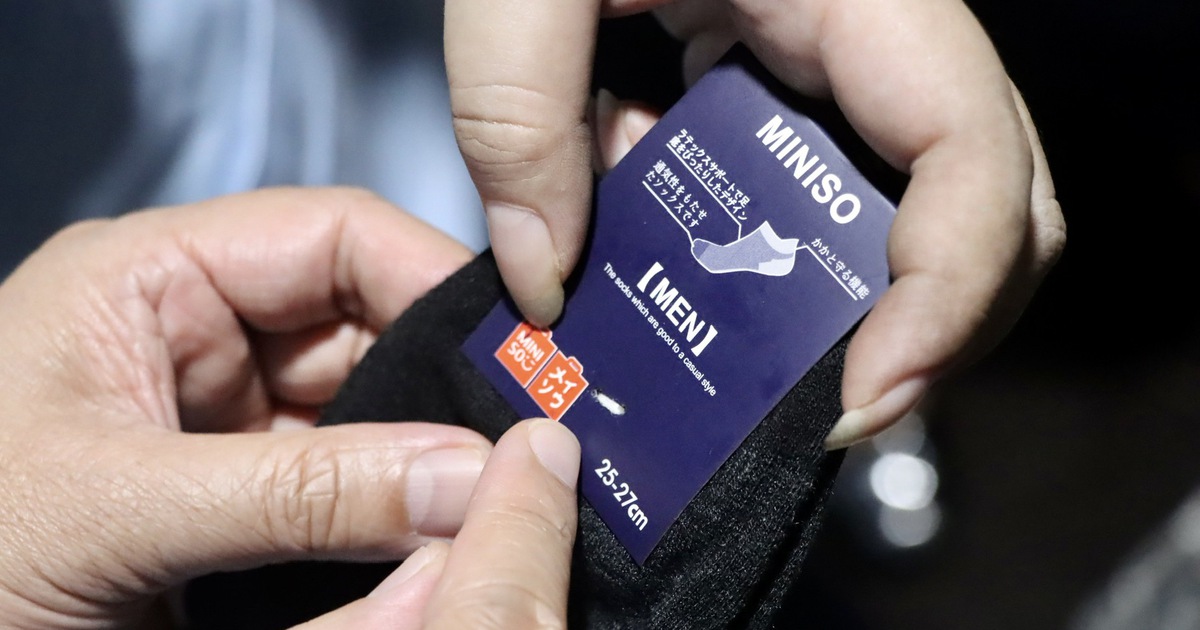 Bắt 10.000 đôi tất giả ở La Phù gắn mác Nhật Bản, Hàn Quốc