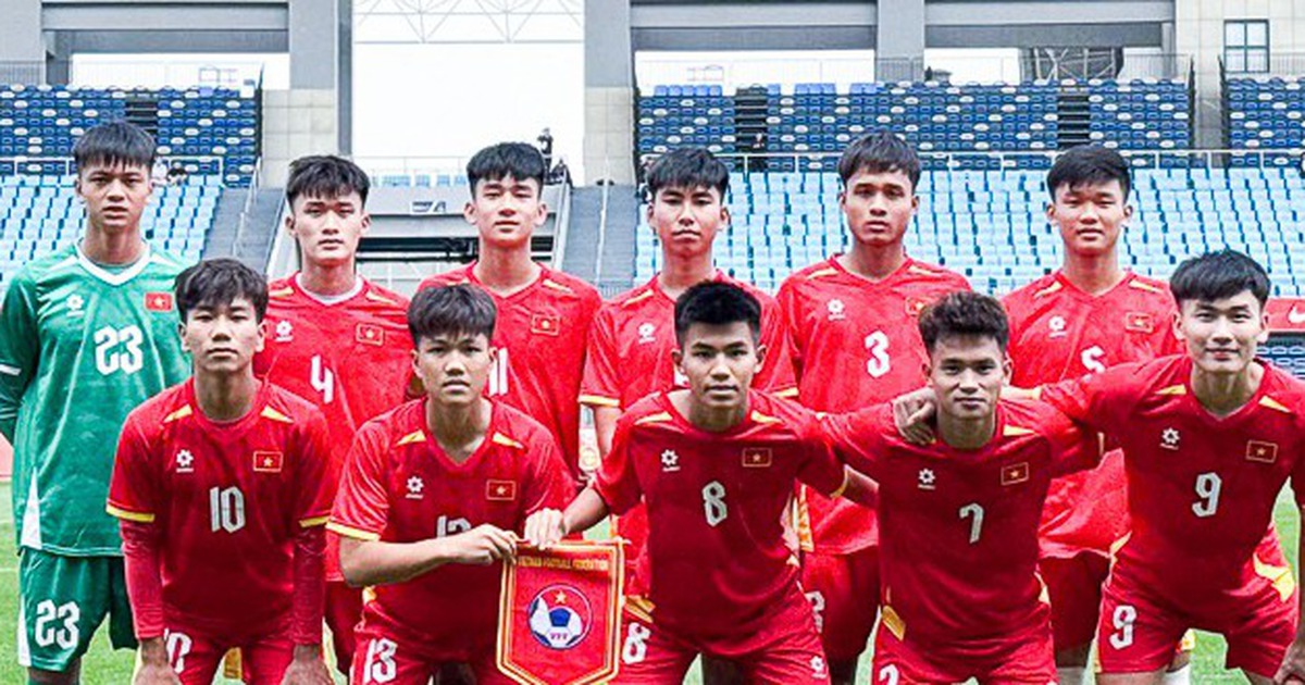 U.16 Việt Nam thua ngược U.16 Úc: Không đài nào có bản quyền, CĐV xem qua... livestream