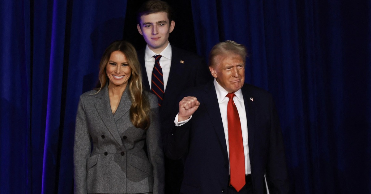 Phía vợ Tổng thống Trump bác bỏ tin đồn con trai từng trượt Harvard