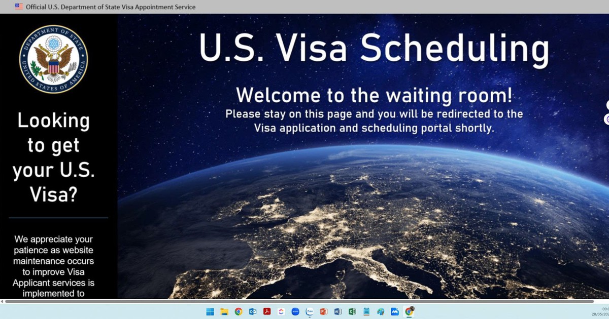 Mỹ tạm dừng cấp lịch hẹn phỏng vấn visa du học: Du học sinh ảnh hưởng ra sao?