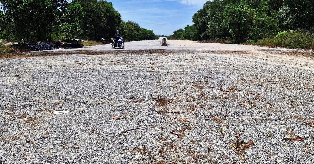 4 điểm nghẽn cản trở doanh nghiệp đầu tư khu công nghiệp