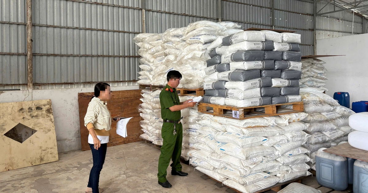 Cà Mau: Tạm giữ hơn 25 tấn hóa chất và mỹ phẩm không rõ nguồn gốc