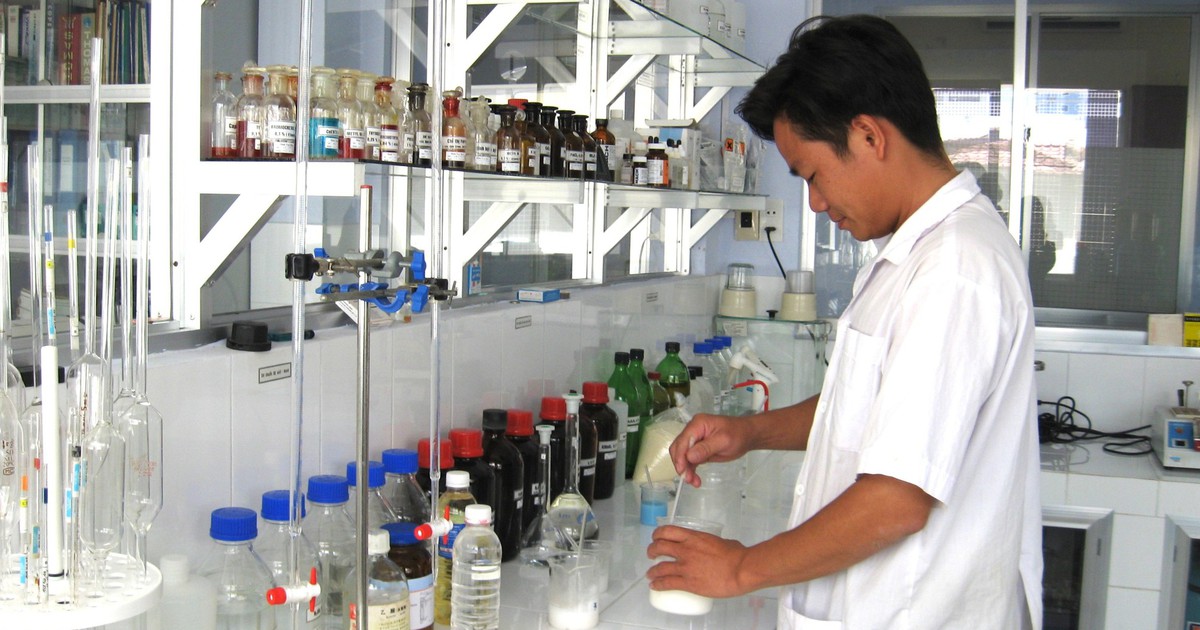 Cẩn thận với tai nạn điện trong phòng thí nghiệm