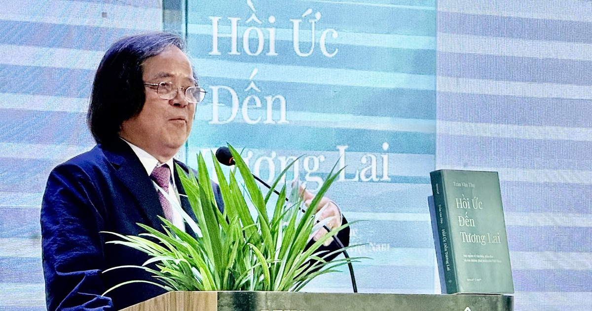 Giáo sư Trần Văn Thọ với sách 'Hồi ức đến tương lai' vượt khỏi triết lý kinh tế