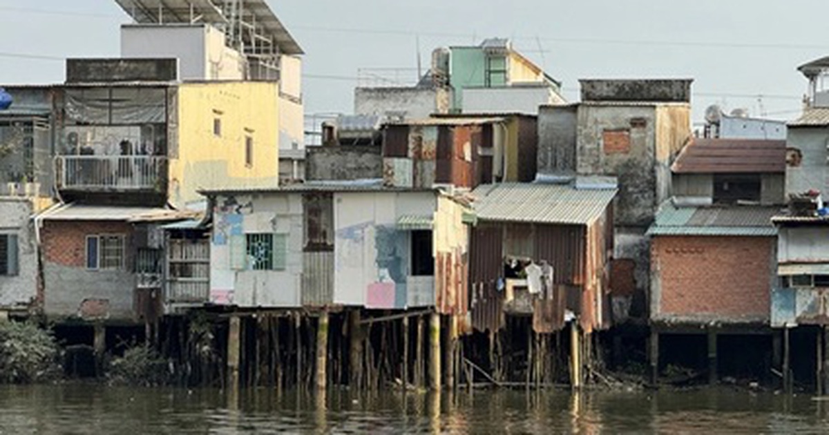 Trình đề án di dời gần 40.000 nhà ven kênh toàn TP.HCM