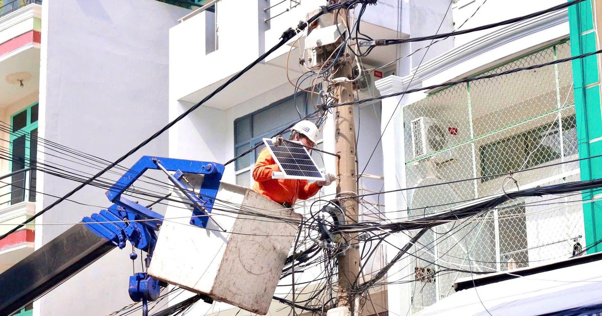 Bí quyết tiết kiệm điện 'không đụng hàng' từ ánh sáng và màu sắc