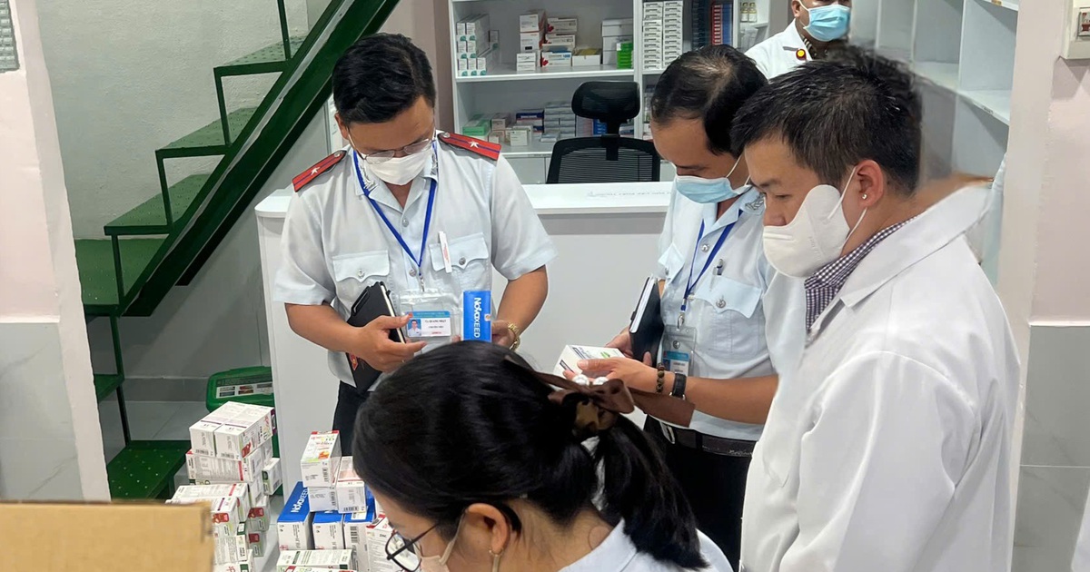 Chống hàng giả: Không thể tiếp tục 'thả gà ra đuổi'