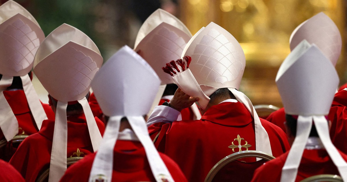 133 hồng y đến mật nghị bầu giáo hoàng mới, Vatican cắt sóng điện thoại 133 hồng y đến mật nghị bầu giáo hoàng mới, Vatican cắt sóng điện thoại