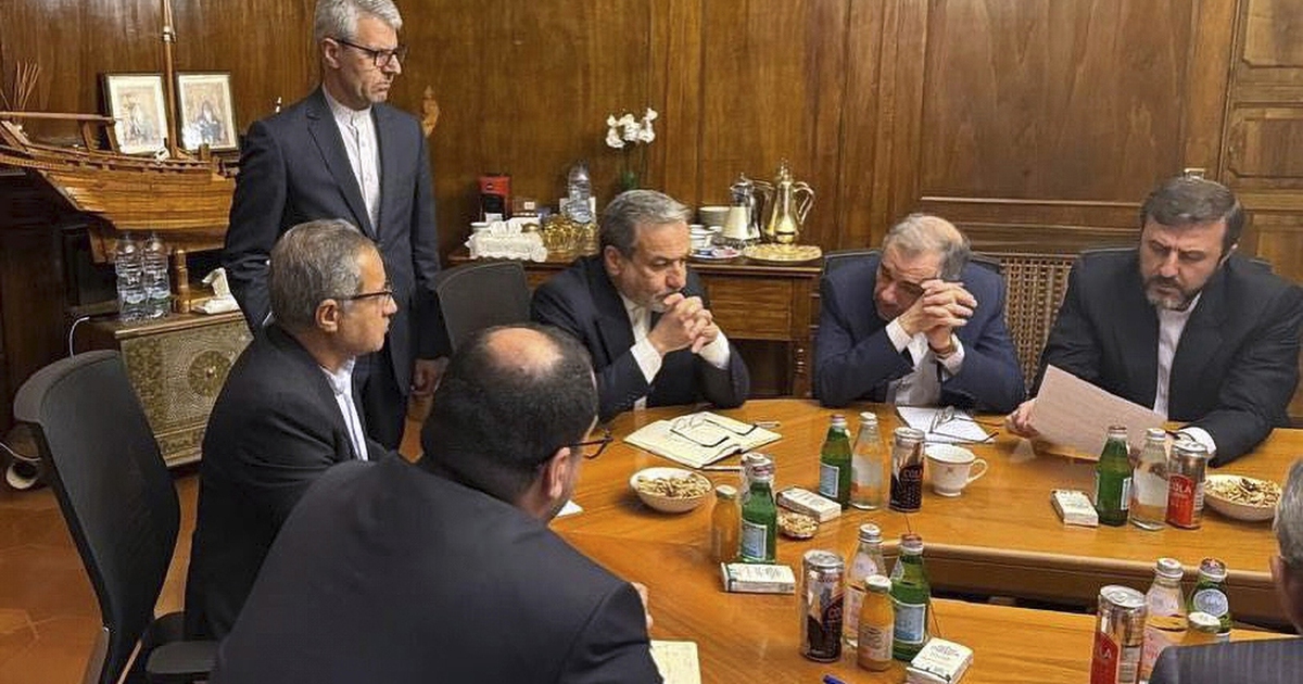 Iran chỉ trích Mỹ yêu cầu phi thực tế