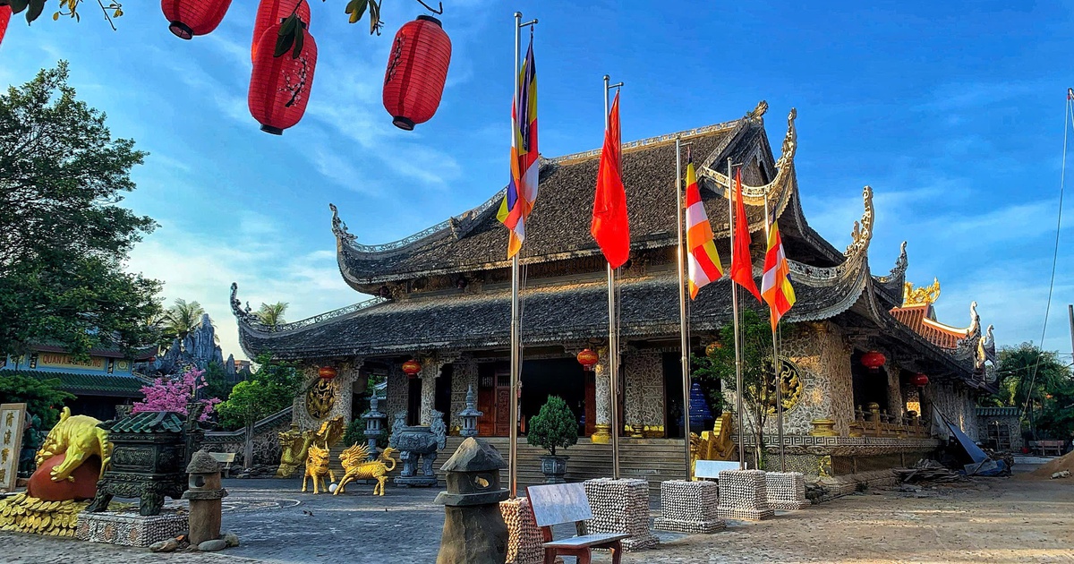 Ngôi chùa san hô độc đáo, nơi thờ tượng Quan Âm phát hiện ngoài biển