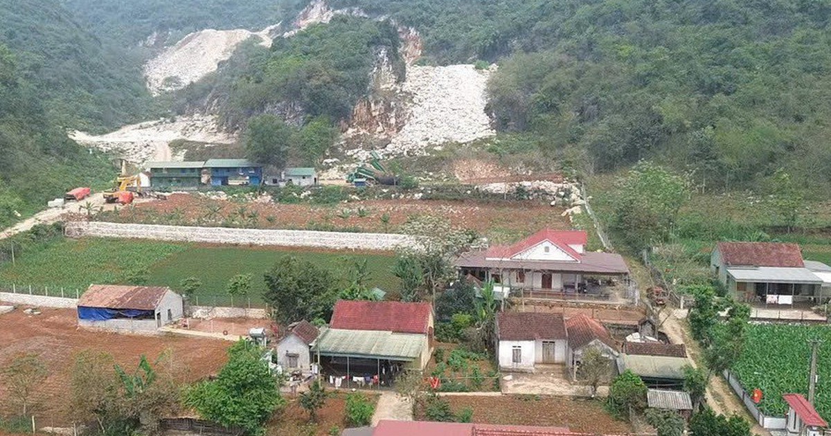 Sống nơm nớp bên mỏ đá