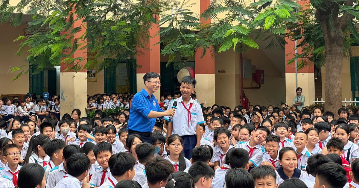 Ai quên tắt điện sẽ bị 'phạt' rửa chén, quét nhà?