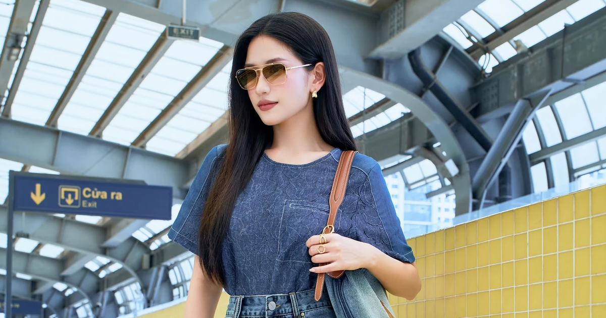 Nét trẻ trung, hiện đại với chân váy denim dáng chữ A
