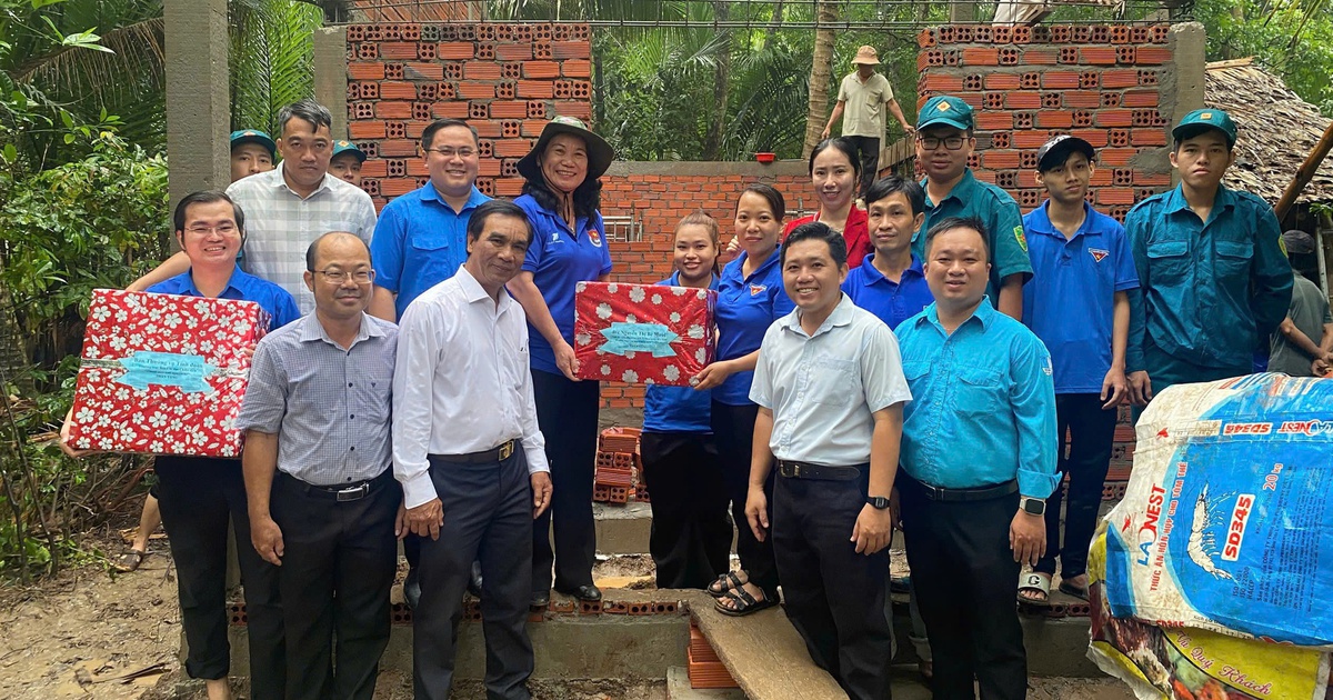 5.000 thanh niên tình nguyện tham gia xóa nhà tạm, nhà dột nát tại Bến Tre