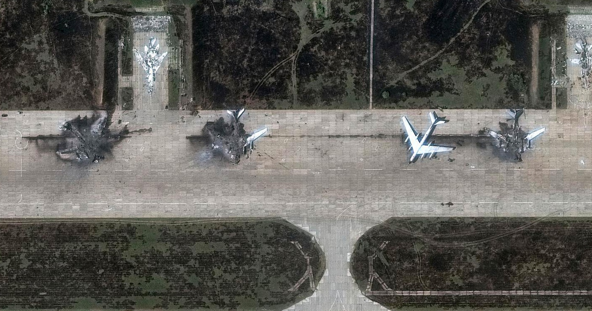 Đô đốc NATO ca ngợi sáng tạo ‘ngựa thành Troy’ của Ukraine với chiến dịch Mạng nhện Đô đốc NATO ca ngợi sáng tạo ‘ngựa thành Troy’ của Ukraine với chiến dịch Mạng nhện