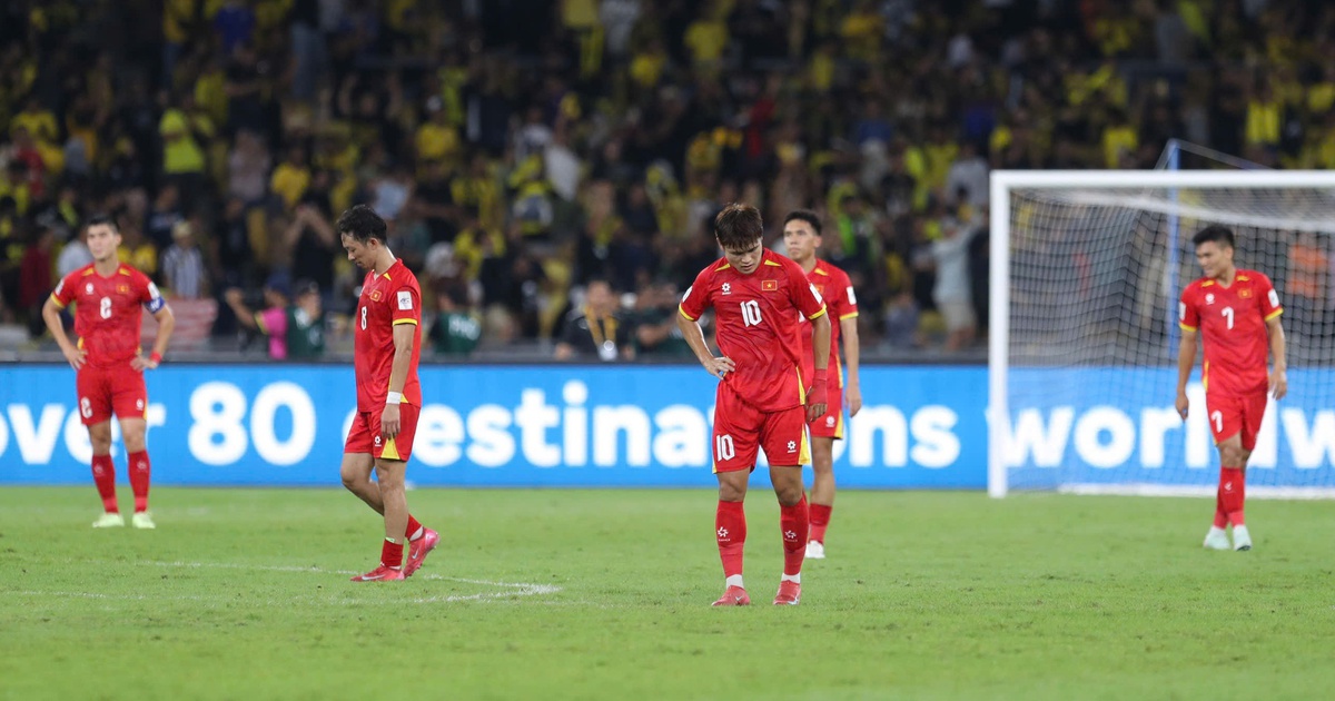 Vòng loại Asian Cup 2027, Malaysia 4-0 Việt Nam: Ác mộng tại Bukit Jalil