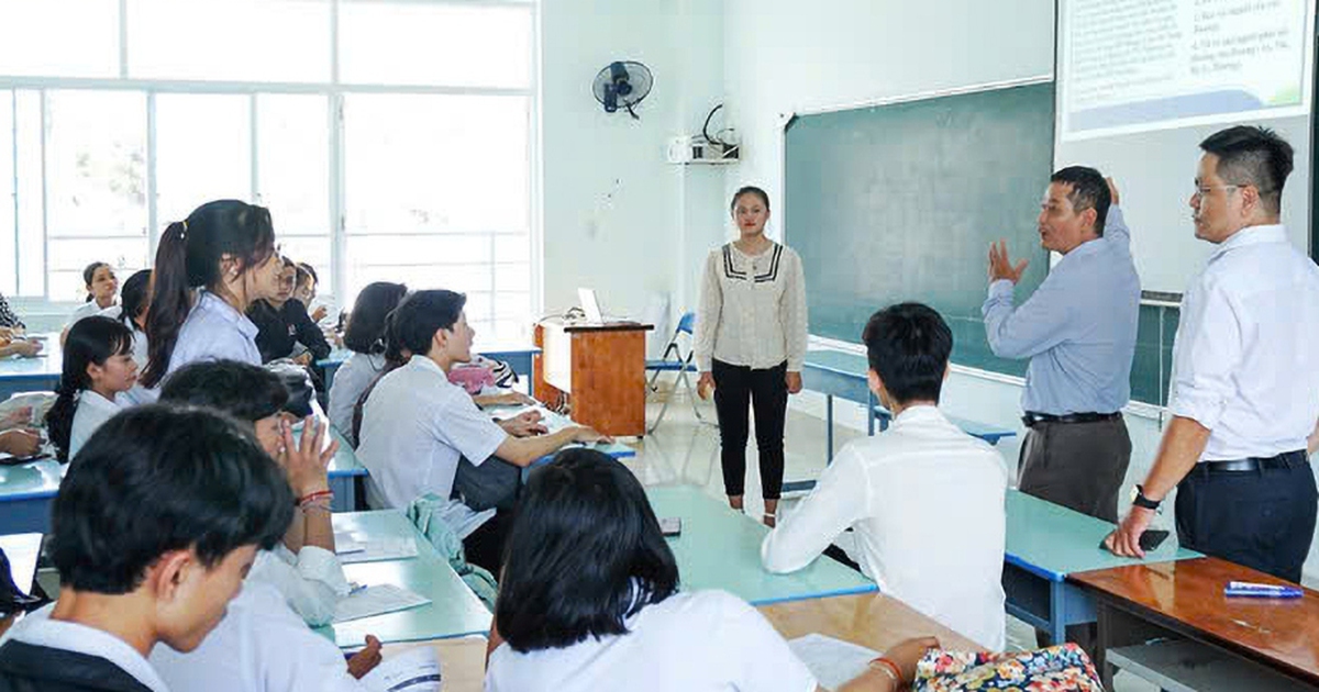 Tuyển sinh ĐH 2025: Tiếp cận tổ hợp môn xét tuyển trong bối cảnh mới