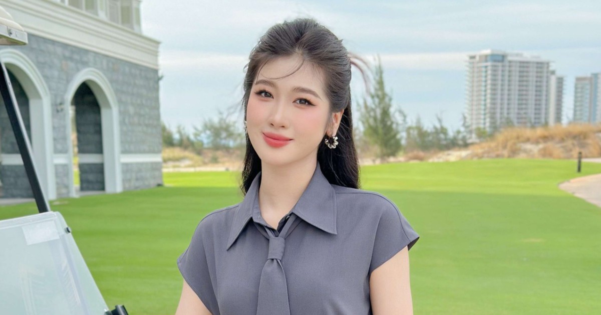 Áo tay hến là mảnh ghép dịu dàng cho cô nàng nữ tính