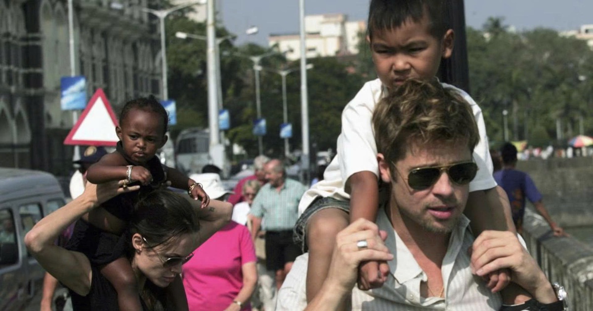 Brad Pitt cắt đứt quan hệ với Pax Thi&ecirc;n?