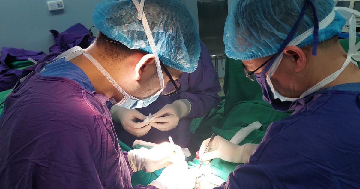 Nhập viện vì tự lộn bao quy đầu