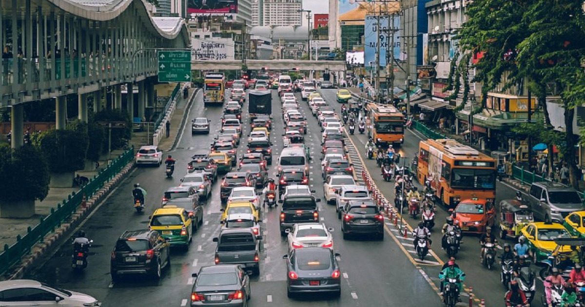Tài xế Thái Lan hiếm khi bóp còi xe, và đâu là lý do?