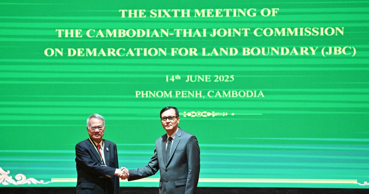 Thái Lan nói có tiến triển trong đàm phán biên giới, Campuchia chuẩn bị đưa dân về