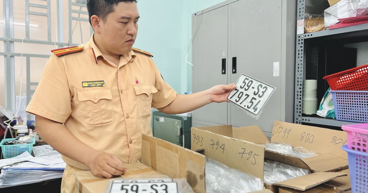Biển số xe của 34 tỉnh, thành từ ngày 1.7: Người dân có phải đổi đăng ký?