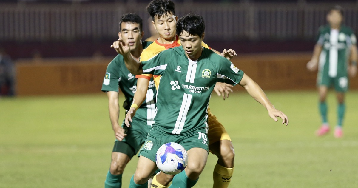 Công Phượng báo tin vui, CLB Bình Phước tự tin đấu trận 'chung kết' tranh vé play-off