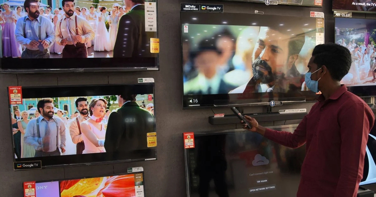 Những lưu ý để mua được Smart TV với giá rẻ