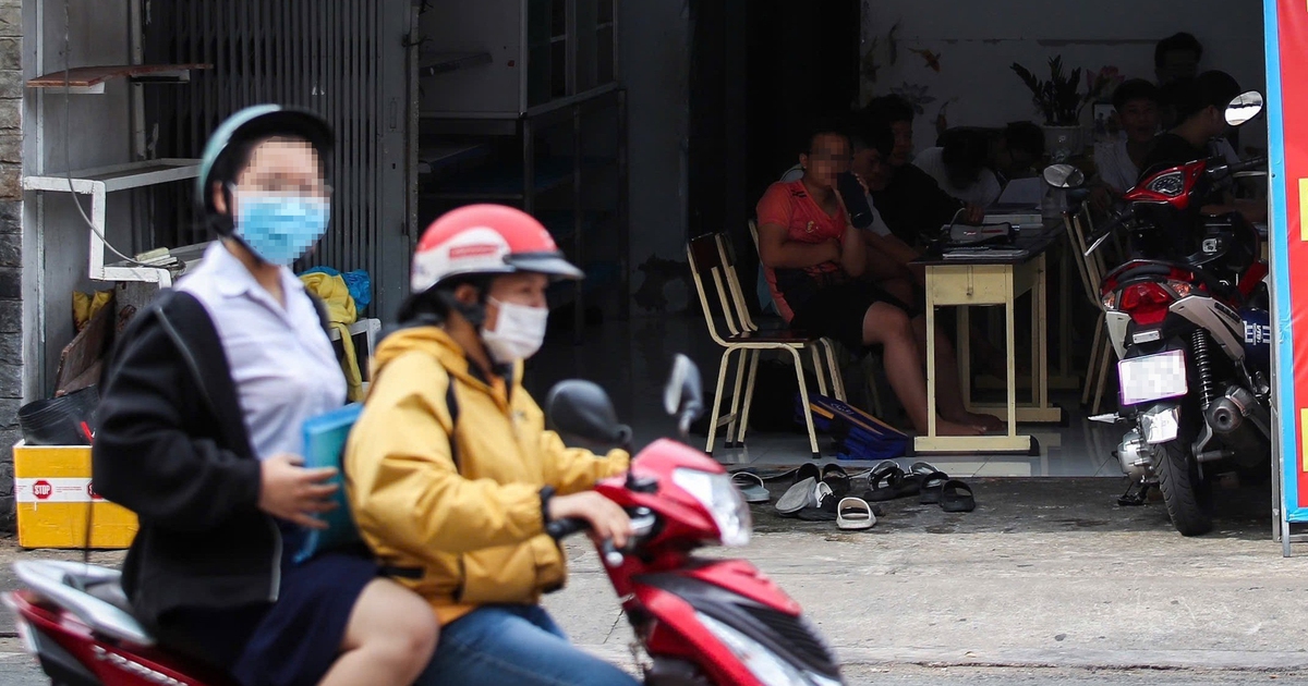 Học sinh phải nhận được kiến thức đầy đủ, công bằng trong giờ chính khóa