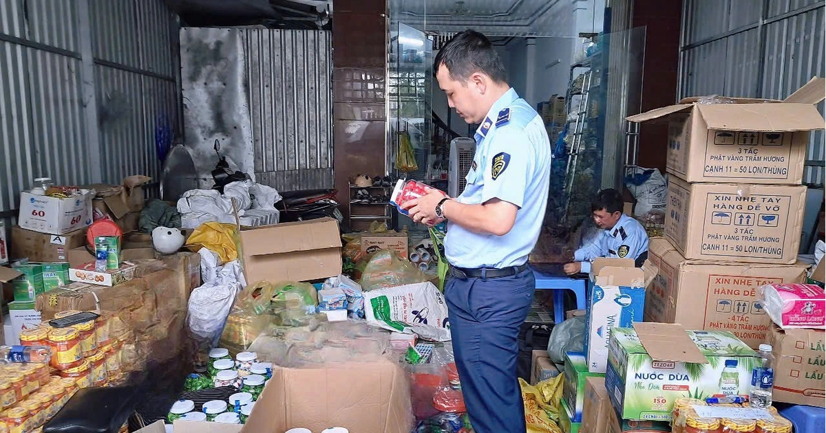 Cà Mau: Hơn 4.500 sản phẩm vi phạm, có táo đỏ ngoại nhập không rõ nguồn gốc