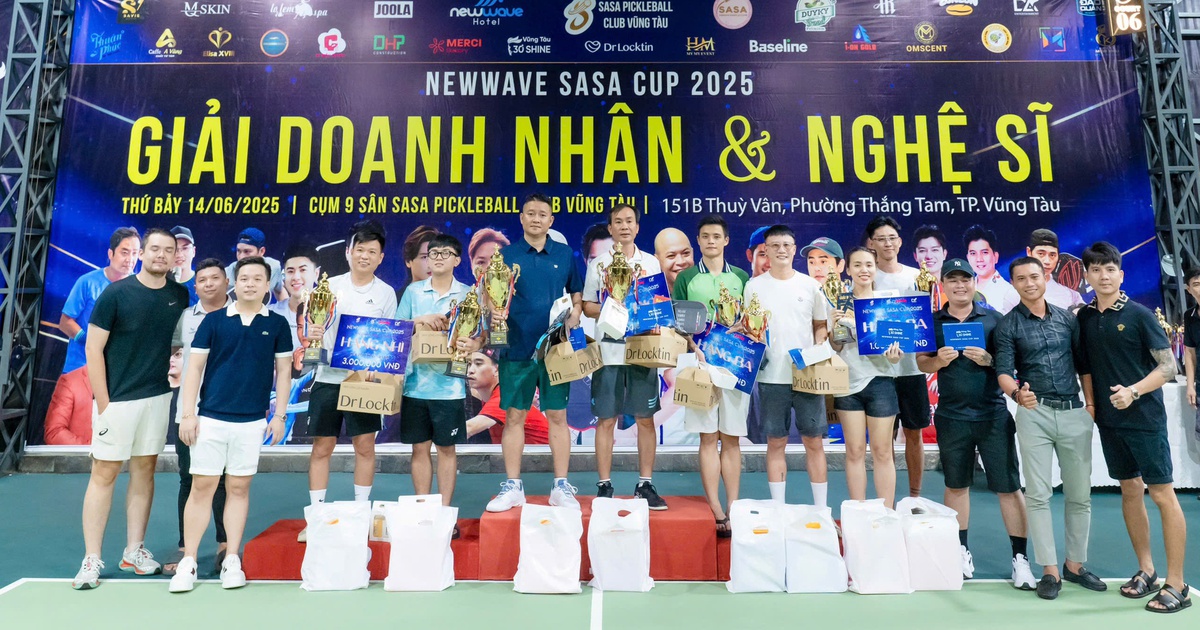 Hoàng Bách, Akira Phan và Huy Khánh tỏa sáng ở giải pickleball