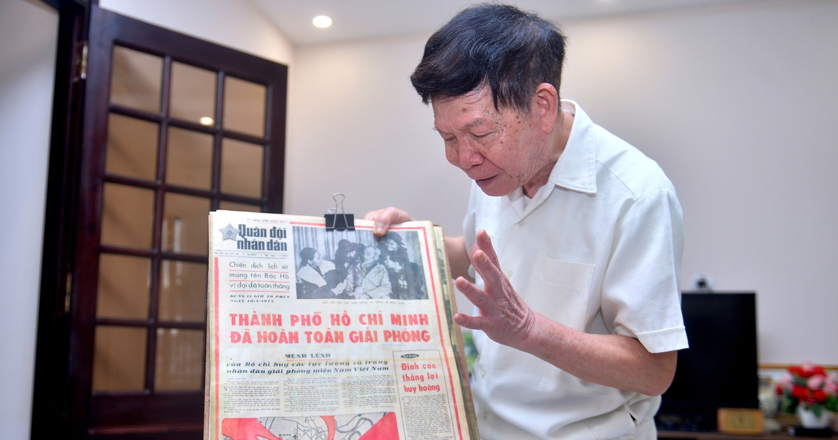 Nhà báo, họa sĩ Lê Đức Tuấn và bức ký họa để đời mừng ngày đất nước thống nhất